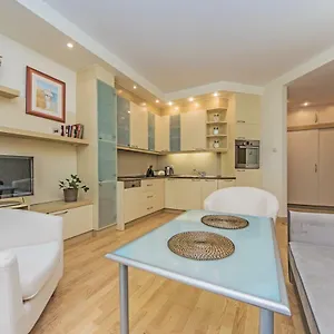 House Managers - Złota Gracja Apartament
